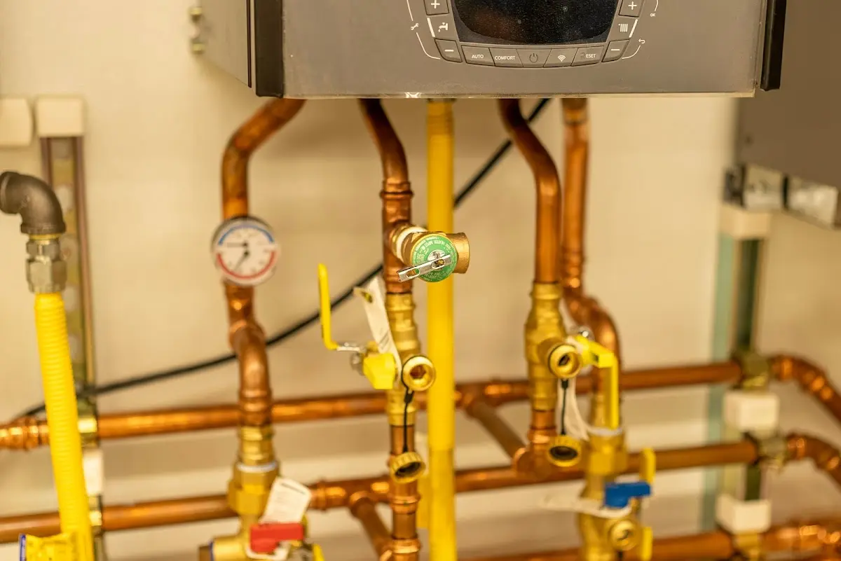 Licensed technician providing Pipe Repair for a homeowner in Carthage